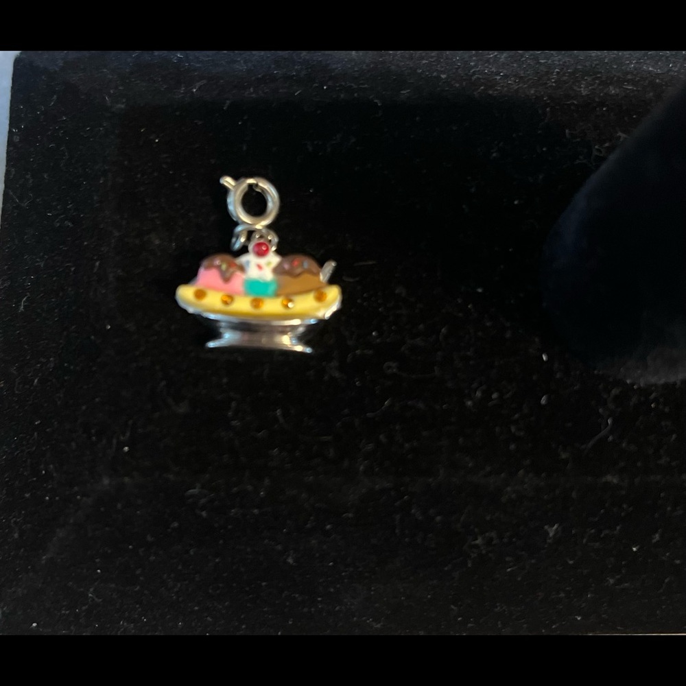 Charm It Ice Cream Sundae charm for bracelet